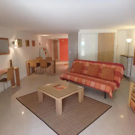 Appart hôtel Veles 3*
