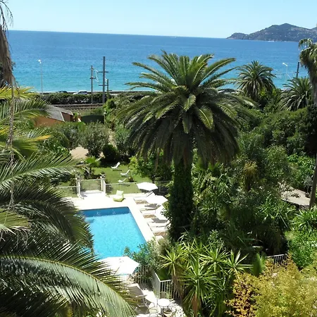 Hotel apartamentowy Veles