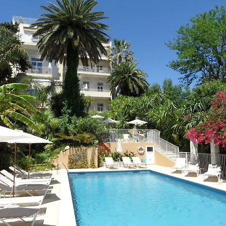 Veles 3* Cannes
