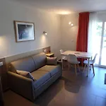 Veles Cannes