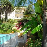 Veles Cannes