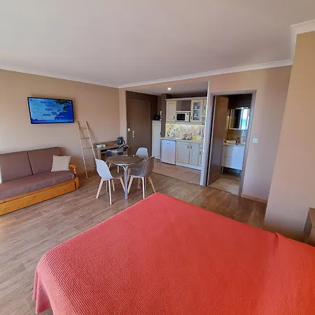 Veles Hotel apartamentowy Cannes