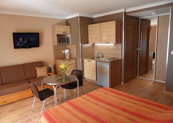 Aparthotel Veles