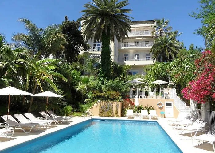 Veles Aparthotel Cannes