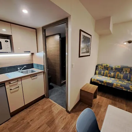 Aparthotel Veles Cannes