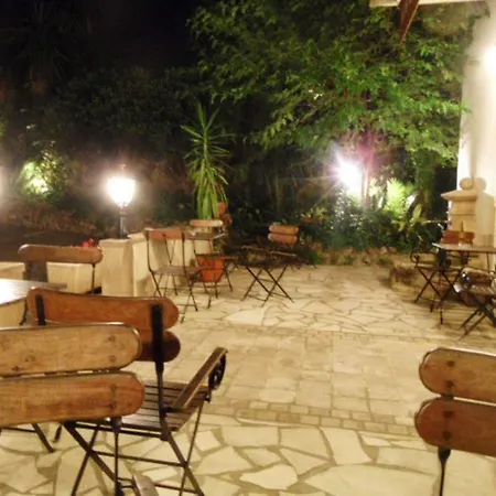 Veles 3* Cannes