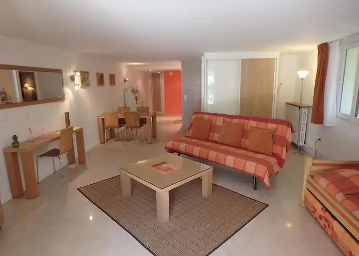 Lägenhetshotell Veles 3*