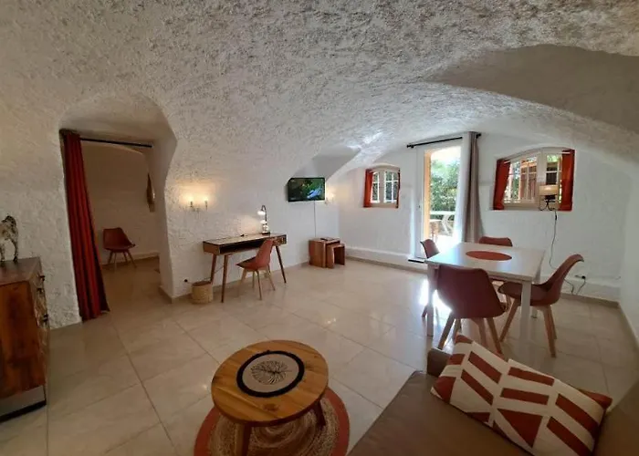 Lägenhetshotell Veles