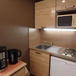 Ξενοδοχείο με διαμερίσματα Veles