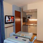 Ξενοδοχείο με διαμερίσματα Veles