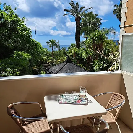 Aparthotel Veles