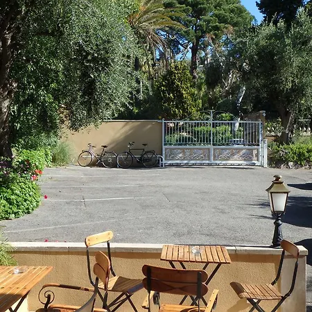 Aparthotel Veles Cannes