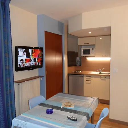Aparthotel Veles